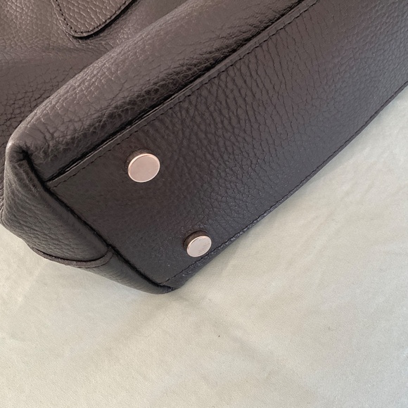 Jaeger Black Italian Leather Handbag - Picture 4 of 9